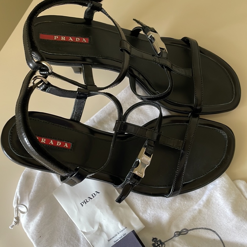 PRADA black strappy sandal. Size 39 - Picture 2 of 11